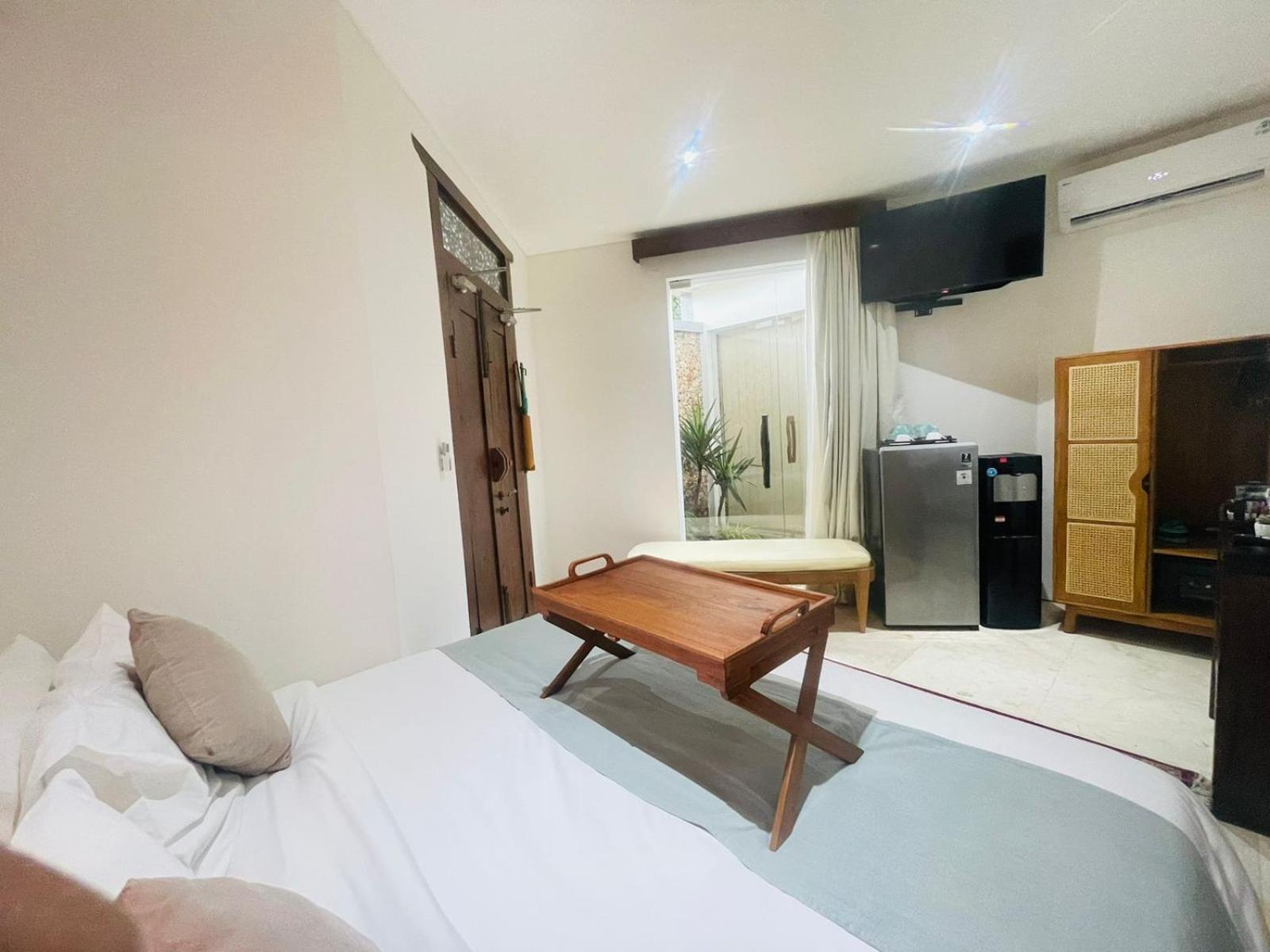 Lataliana Seminyak Vila Exterior foto