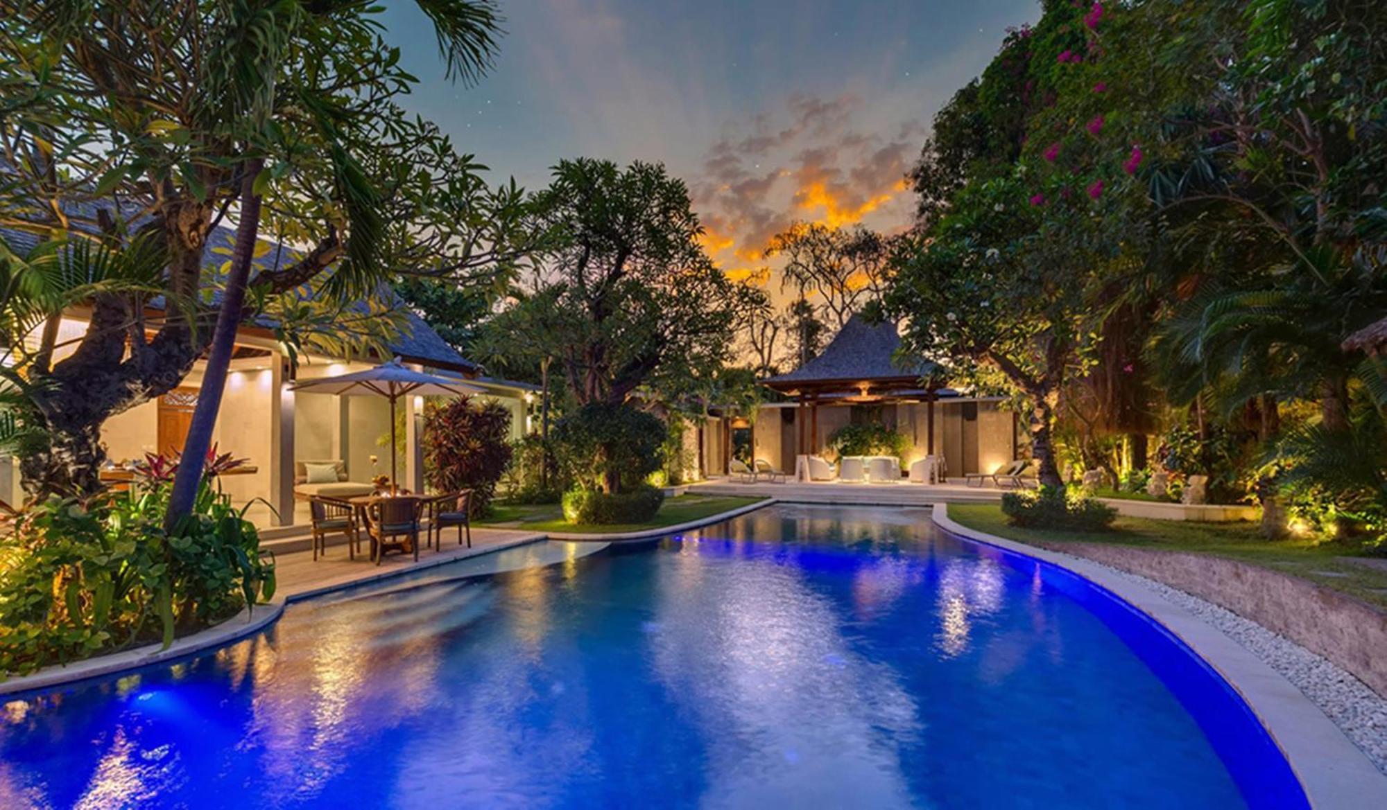 Lataliana Seminyak Vila Exterior foto